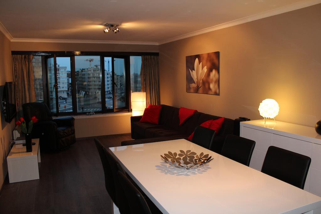 Hydro Palace Apartment Ostende Zimmer foto